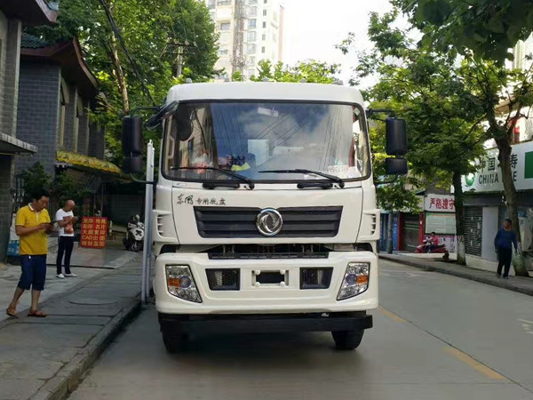 �|�L����10�����s����܇